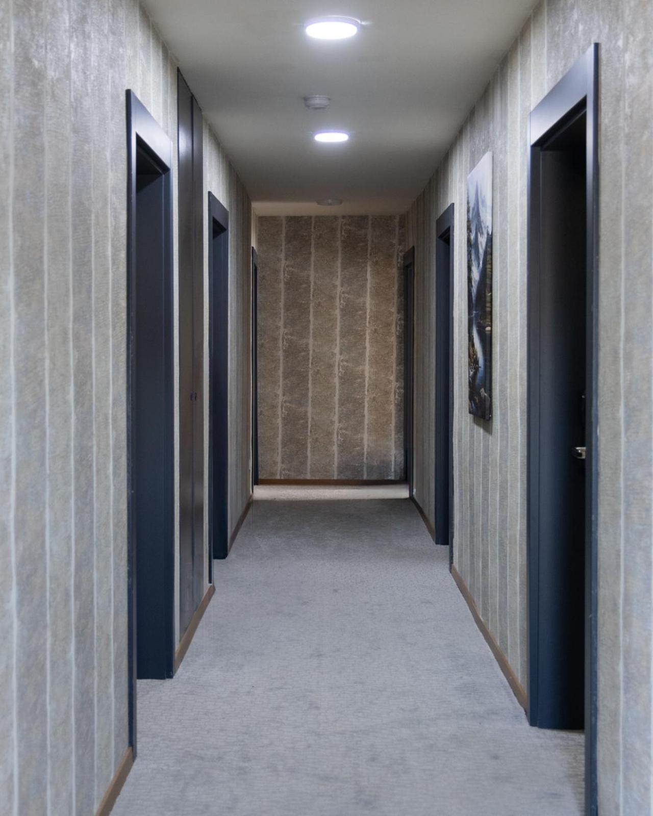 Vetus Hotel Pristina Kültér fotó