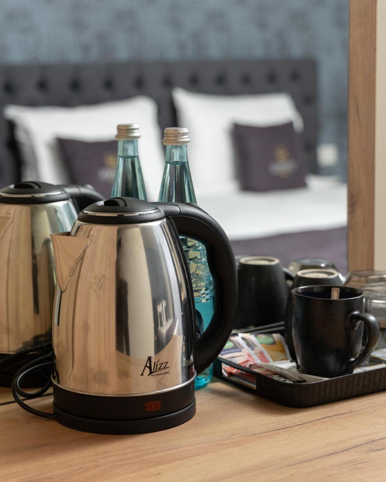 Vetus Hotel Pristina Kültér fotó